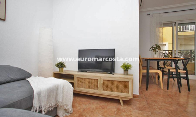 Objekte zum Wiederverkauf - Wohnung - Torrevieja - TORREVIEJA