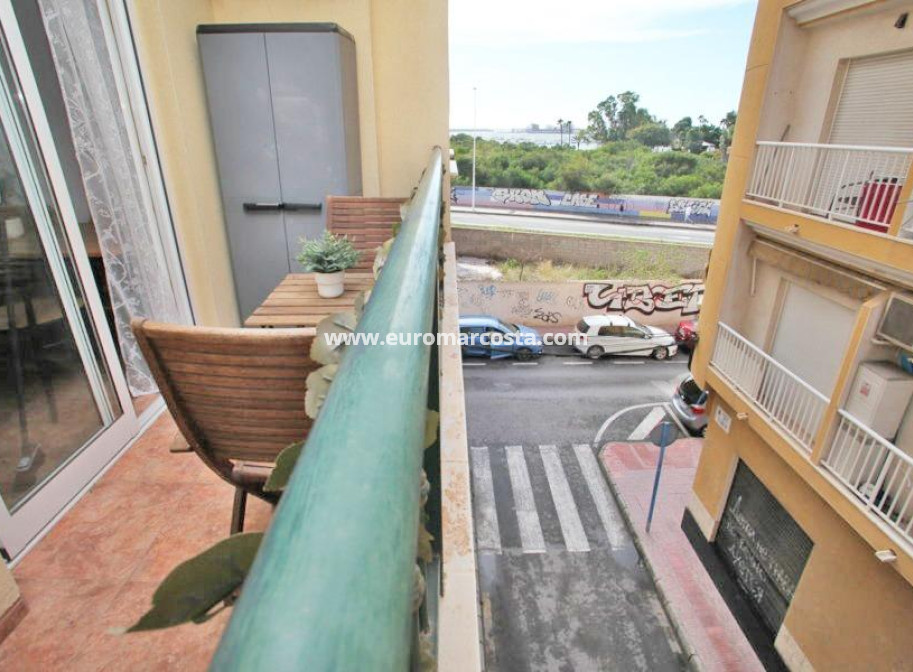 Objekte zum Wiederverkauf - Wohnung - Torrevieja - TORREVIEJA