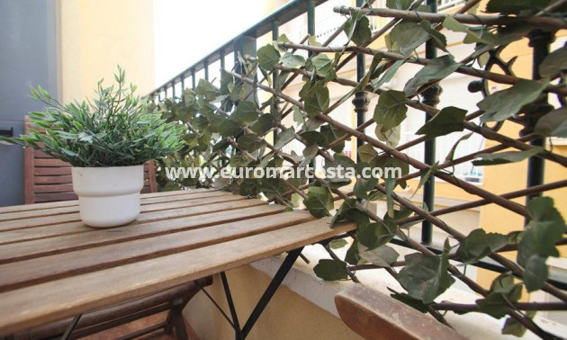 Objekte zum Wiederverkauf - Wohnung - Torrevieja - TORREVIEJA