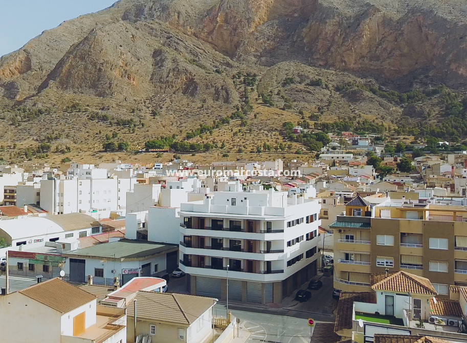 Neubauten - Penthouse - Redován