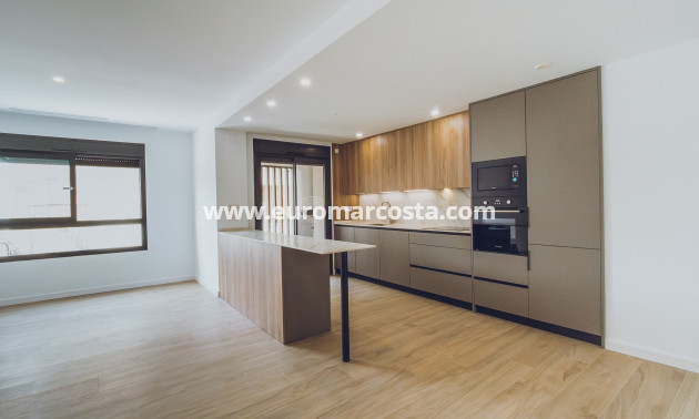 Neubauten - Penthouse - Redován