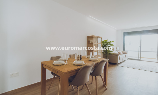 Neubauten - Penthouse - Redován