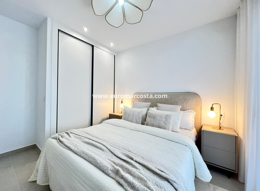 New Build - terraced - Benferri