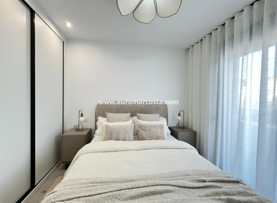 New Build - terraced - Benferri