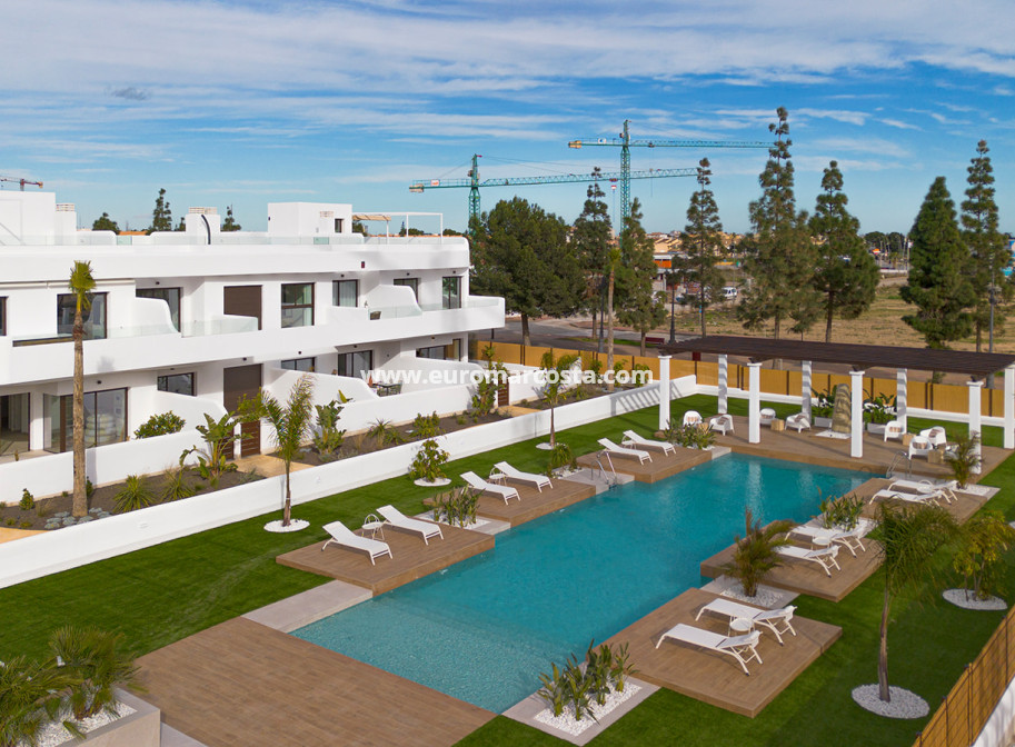 Nueva construcción  - ground-floor - Los Alcazares - Murcia