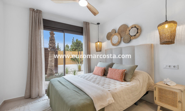 Nueva construcción  - low-bungalow - Los Alcazares - Murcia