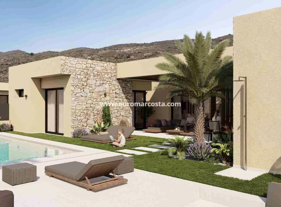 Nueva construcción  - Villa - Baños y Mendigo