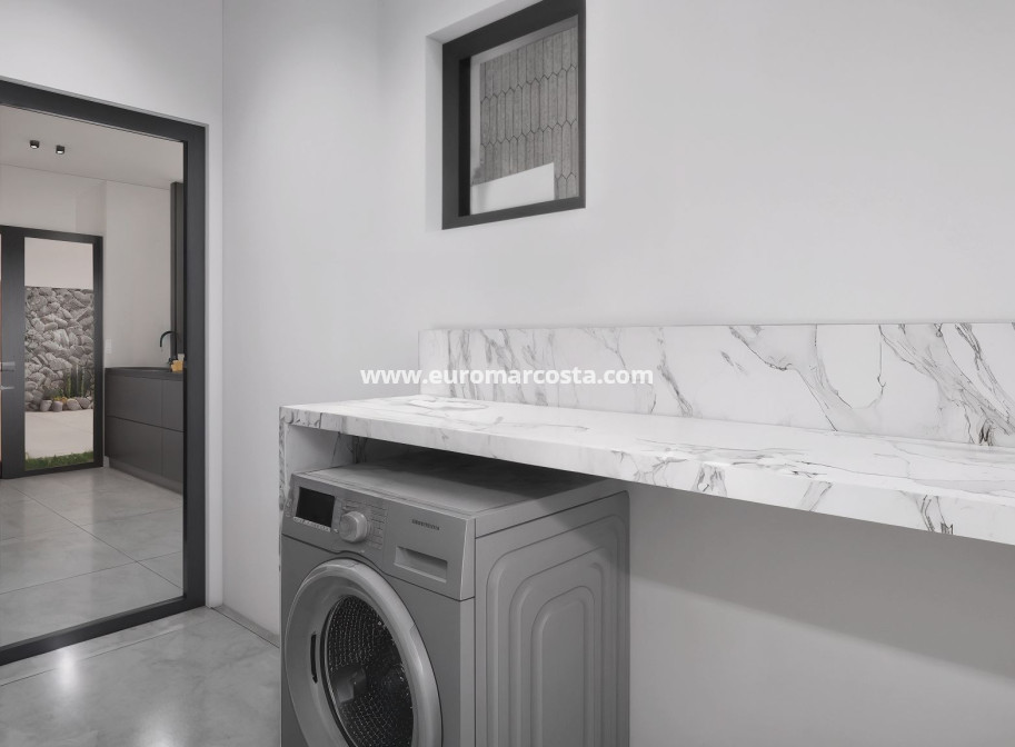 New Build - terraced - Los Montesinos