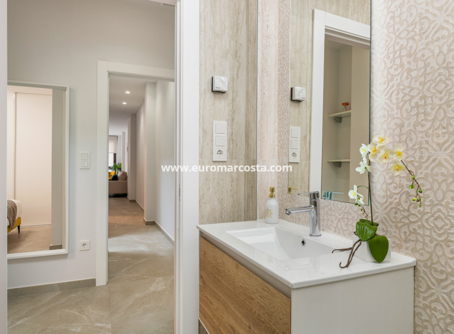 New Build - Apartment / flat - Torrevieja - TORREVIEJA