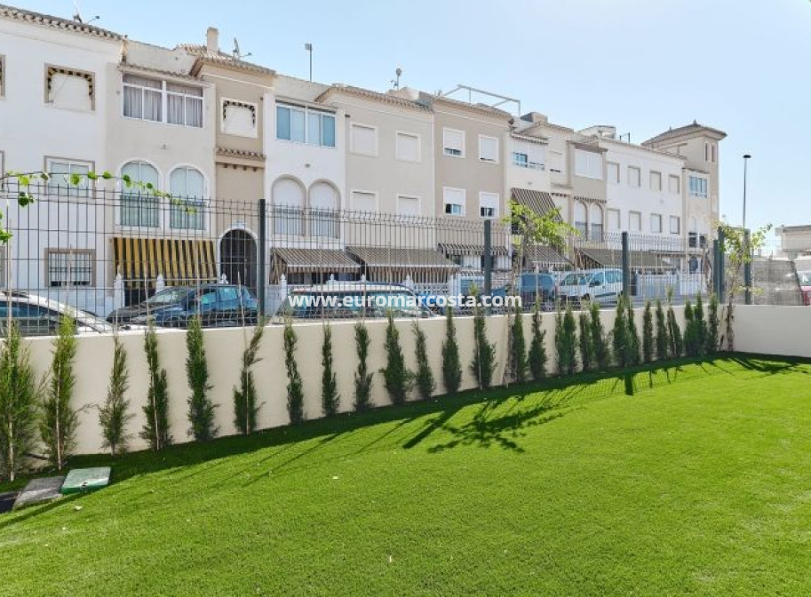 Objekte zum Wiederverkauf - Wohnung - Torrevieja - TORREVIEJA