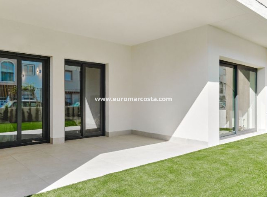 Objekte zum Wiederverkauf - Wohnung - Torrevieja - TORREVIEJA