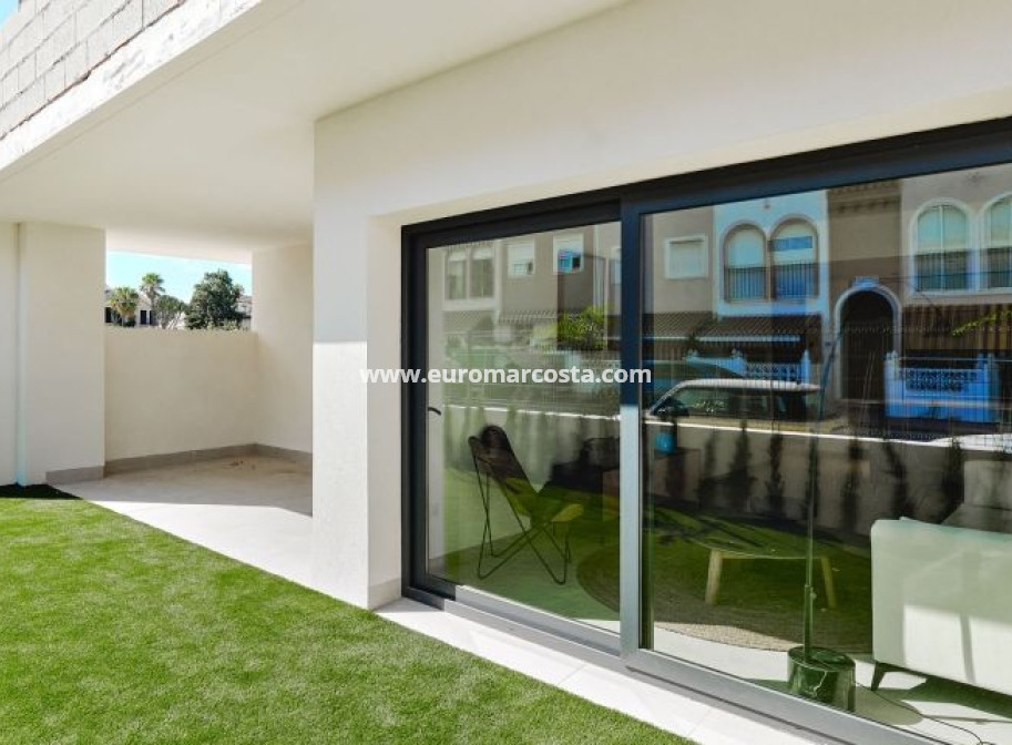 Objekte zum Wiederverkauf - Wohnung - Torrevieja - TORREVIEJA