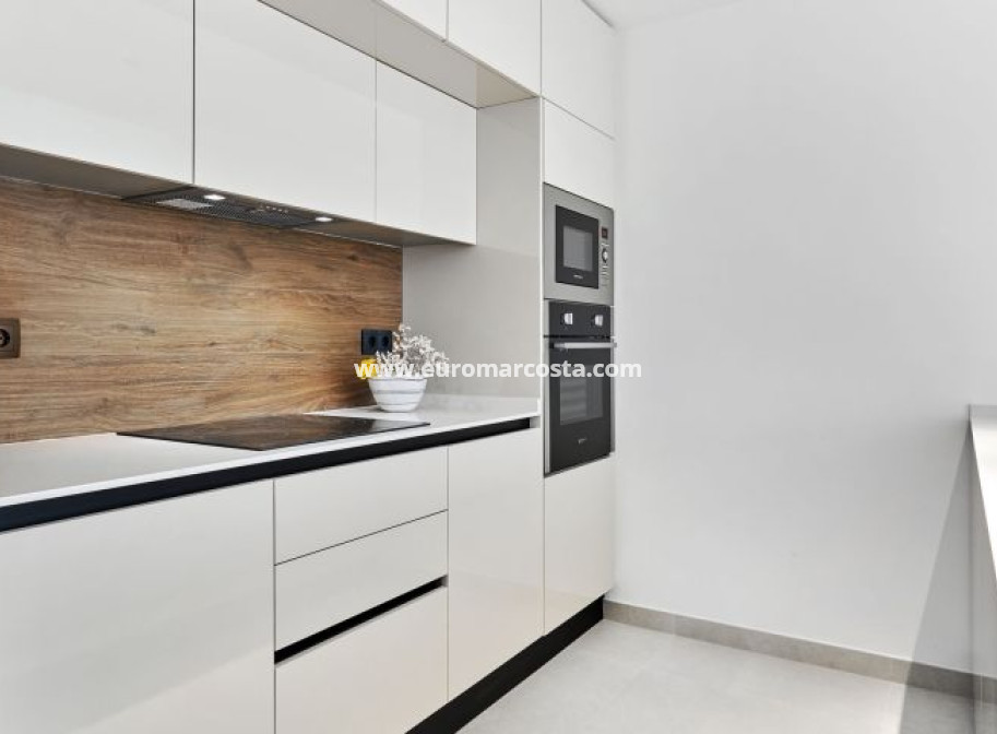 Objekte zum Wiederverkauf - Wohnung - Torrevieja - TORREVIEJA