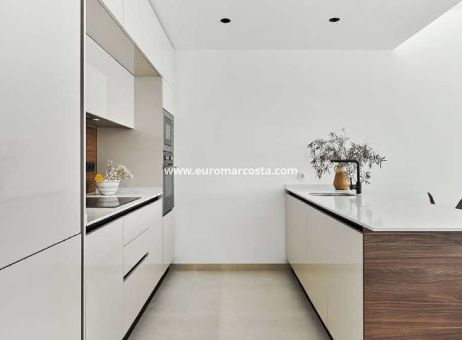 Objekte zum Wiederverkauf - Wohnung - Torrevieja - TORREVIEJA