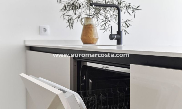 Objekte zum Wiederverkauf - Wohnung - Torrevieja - TORREVIEJA