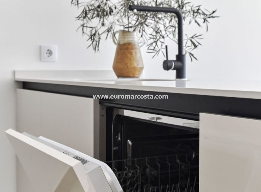 Objekte zum Wiederverkauf - Wohnung - Torrevieja - TORREVIEJA