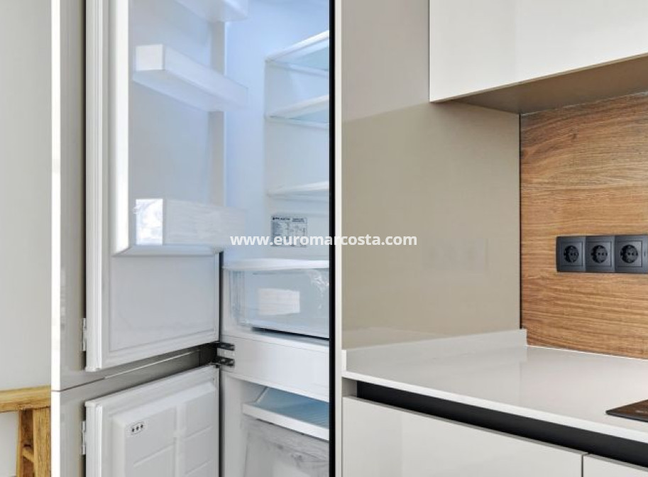 Objekte zum Wiederverkauf - Wohnung - Torrevieja - TORREVIEJA