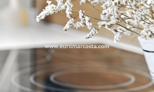 Objekte zum Wiederverkauf - Wohnung - Torrevieja - TORREVIEJA