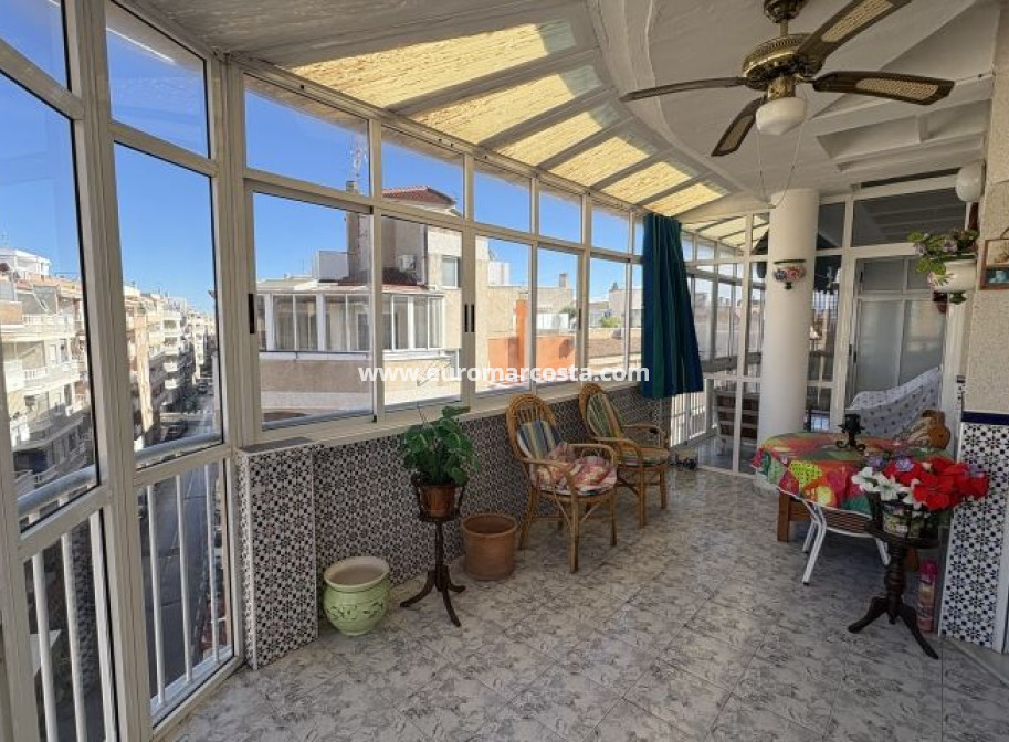 Sale - Apartment / flat - Torrevieja - TORREVIEJA
