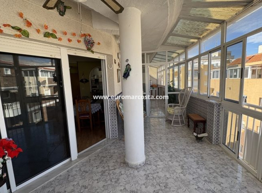 Sale - Apartment / flat - Torrevieja - TORREVIEJA