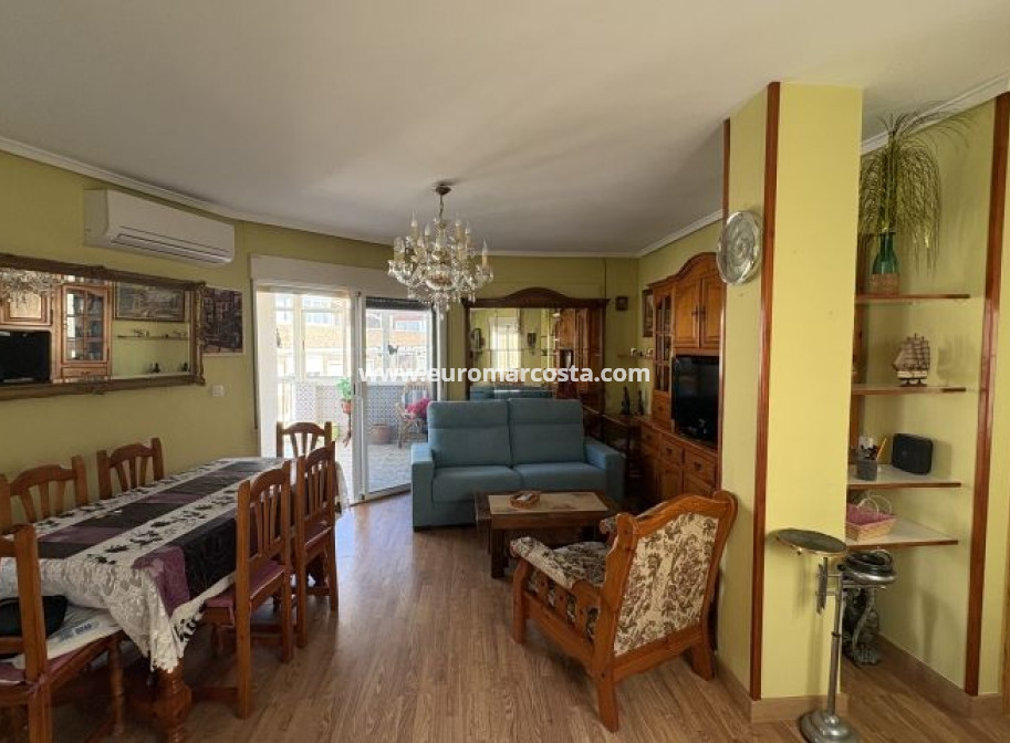 Sale - Apartment / flat - Torrevieja - TORREVIEJA