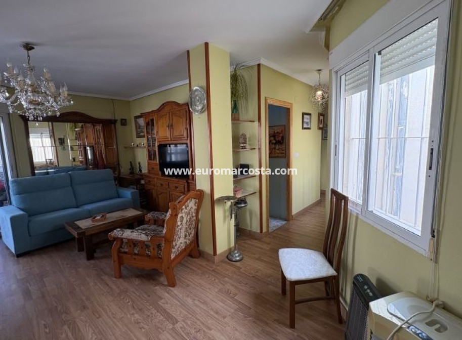 Sale - Apartment / flat - Torrevieja - TORREVIEJA