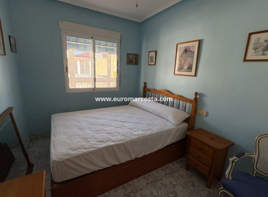 Sale - Apartment / flat - Torrevieja - TORREVIEJA