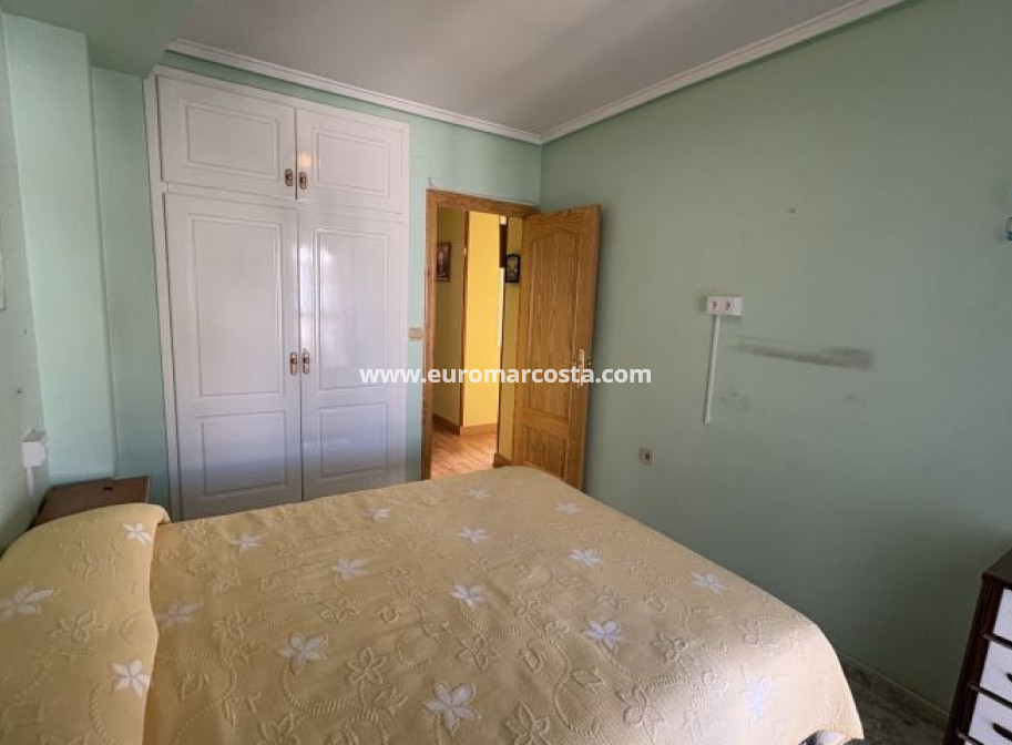 Sale - Apartment / flat - Torrevieja - TORREVIEJA