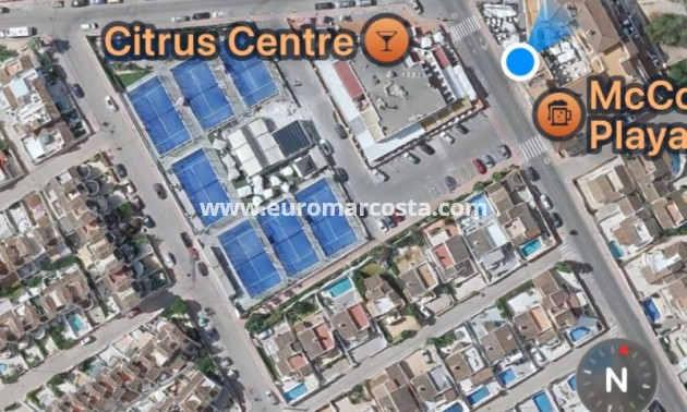 Objekte zum Wiederverkauf - Kommerziell - Orihuela Costa