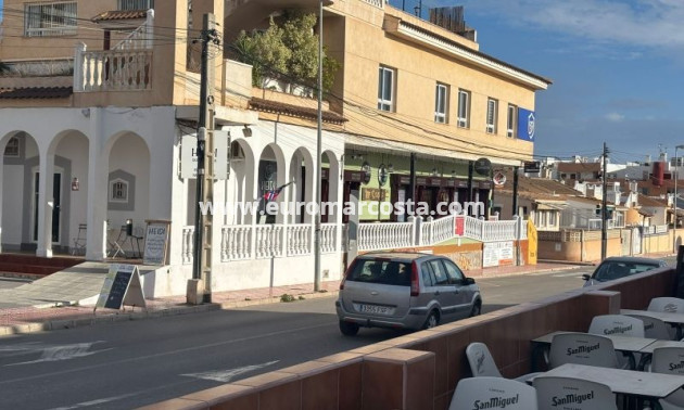 Objekte zum Wiederverkauf - Kommerziell - Orihuela Costa