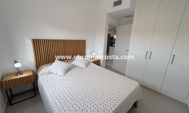 Sale - Apartment / flat - Orihuela Costa