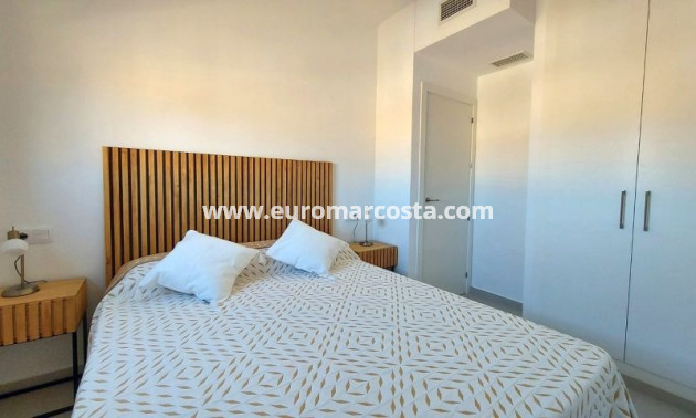 Sale - Apartment / flat - Orihuela Costa