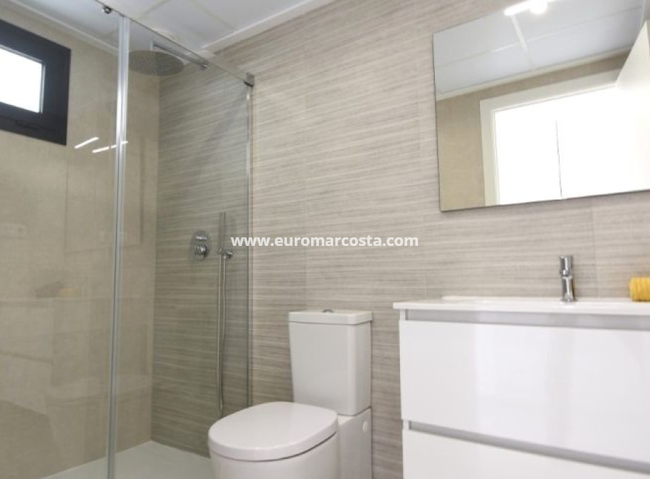 Sale - Apartment / flat - Orihuela Costa