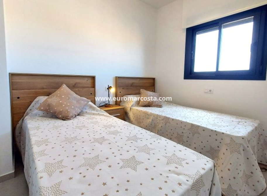 Sale - Apartment / flat - Orihuela Costa