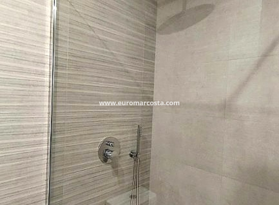 Sale - Apartment / flat - Orihuela Costa