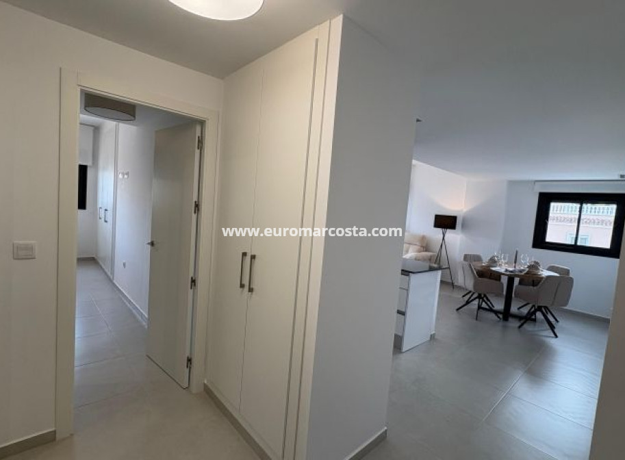 Sale - Apartment / flat - Orihuela Costa