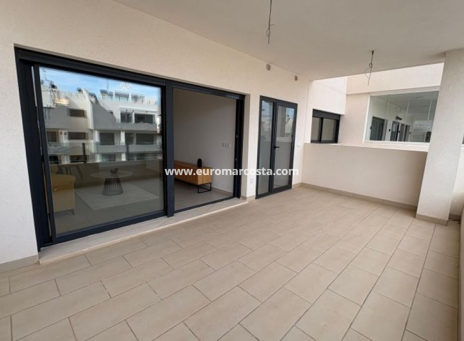 Sale - Apartment / flat - Orihuela Costa
