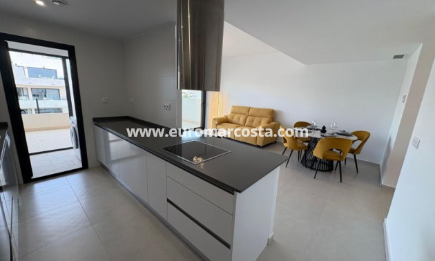 Sale - Apartment / flat - Orihuela Costa