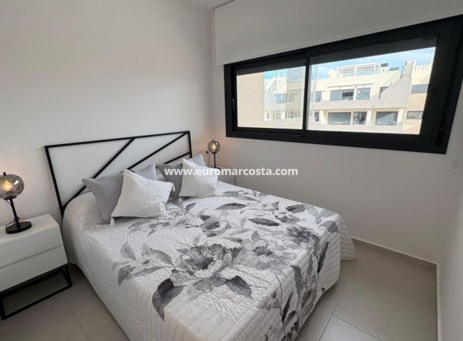 Sale - Apartment / flat - Orihuela Costa