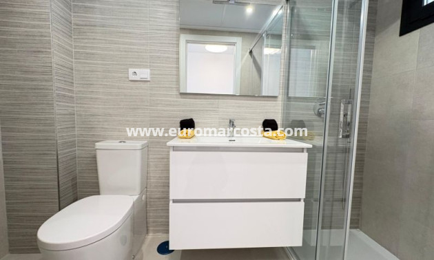 Sale - Apartment / flat - Orihuela Costa