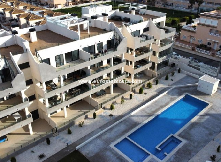 Sale - Apartment / flat - Orihuela Costa