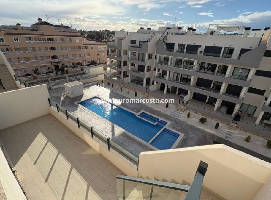 Sale - Apartment / flat - Orihuela Costa