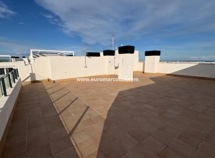 Sale - Apartment / flat - Orihuela Costa