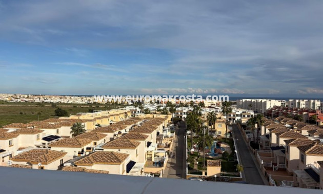 Sale - Apartment / flat - Orihuela Costa