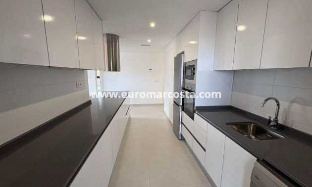 Sale - Apartment / flat - Orihuela Costa