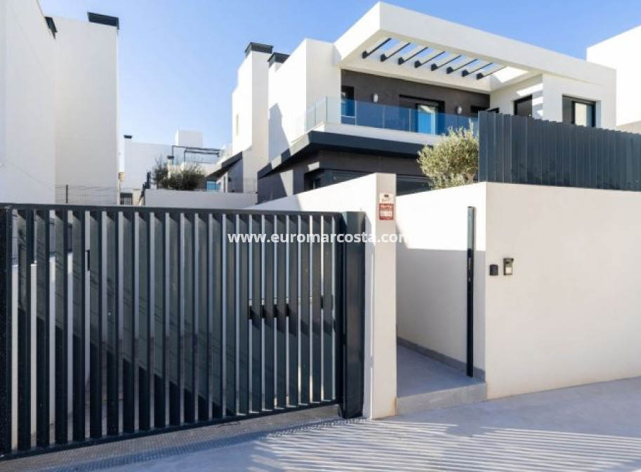 Venta - Villa - Algorfa