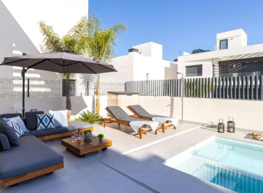 Venta - Villa - Algorfa