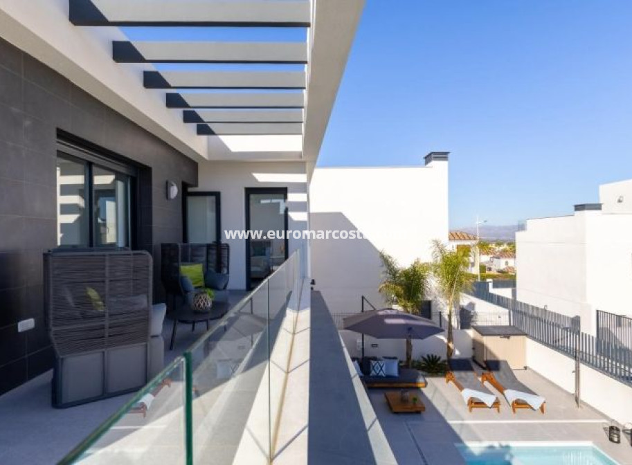 Venta - Villa - Algorfa