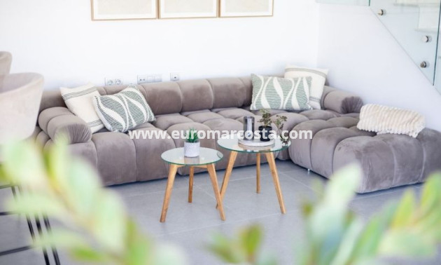 Venta - Villa - Algorfa