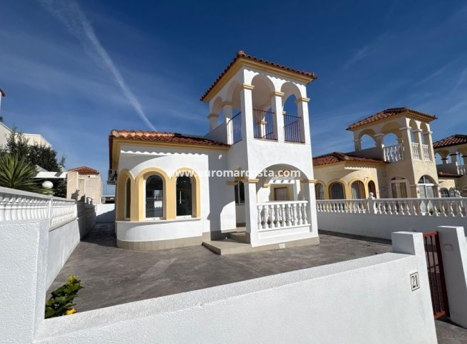 Venta - Villa - Algorfa